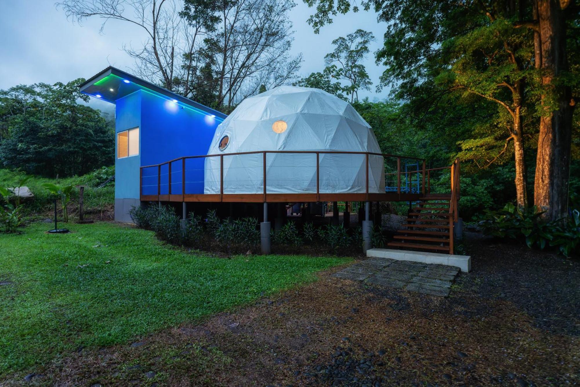 Bitzu Dome-Bijagua Riverside Glamping Εξωτερικό φωτογραφία